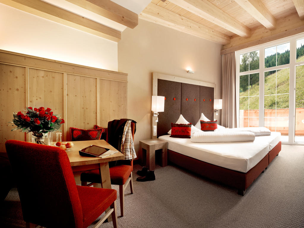 Hotel Forsthofgut Leogang Room photo